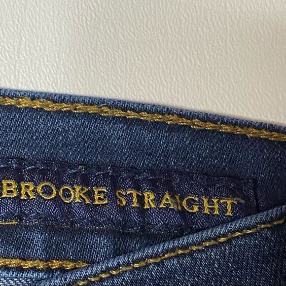 Lucky Brand | Brooke Straight Leg High Rise Jeans - Picture 4 of 8